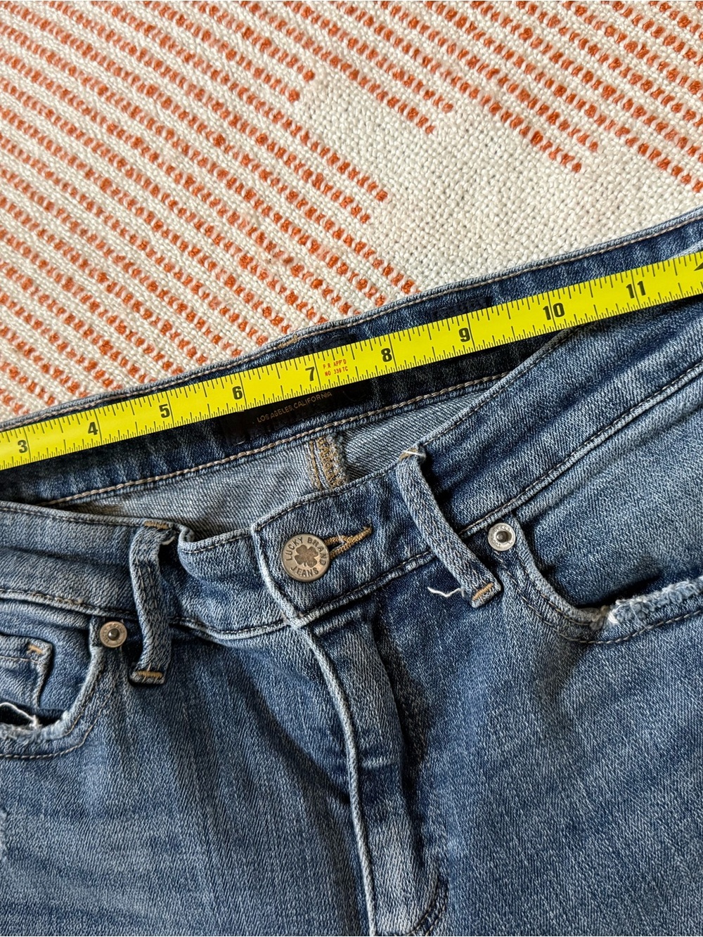 Lucky Brand Women's Slim Jeans Blue Denim Distressed Size 4/27 - Picture 8 of 11